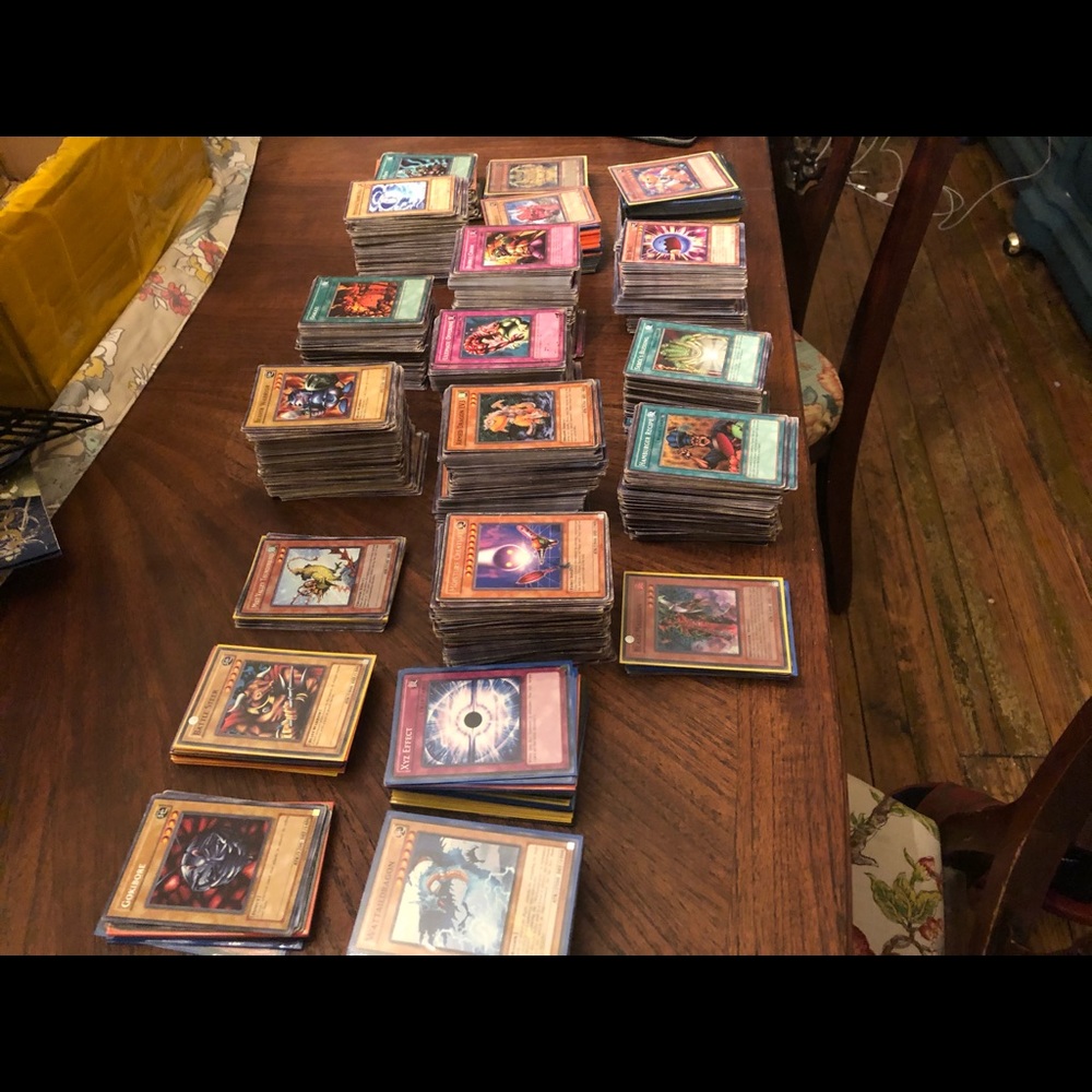 Yu-Gi-Oh cards lot